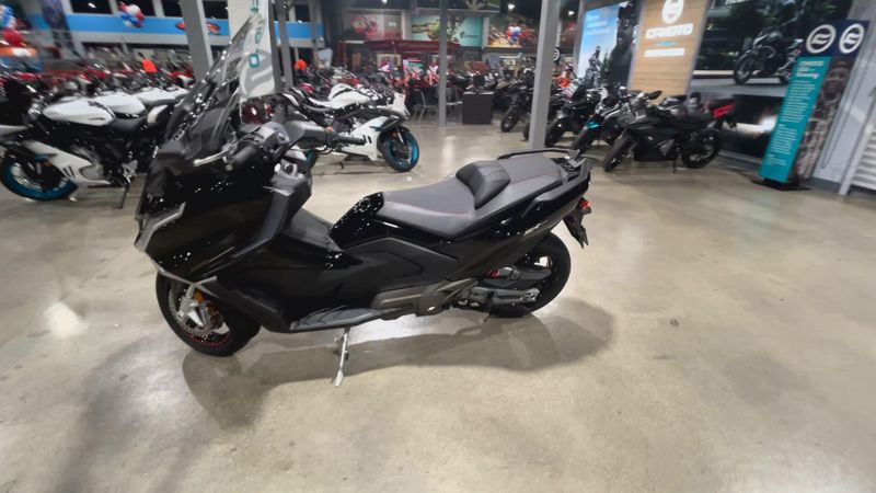 New 2026 Kymco AK 550I PREMIUM Image 5