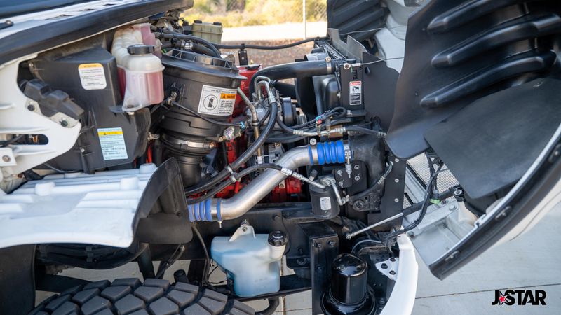 2016 Freightliner M2 106 Sport Chassis photo 7