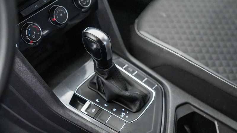 2021 Volkswagen Tiguan 2.0T SImage 19