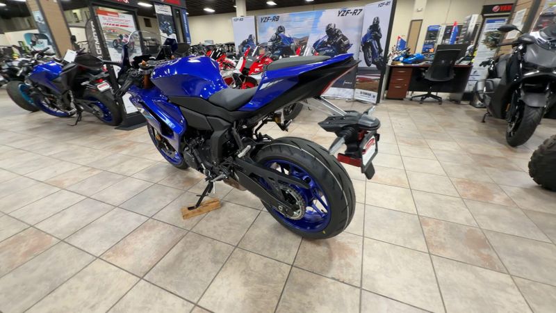 New 2026 Yamaha YZF-R7 Image 7