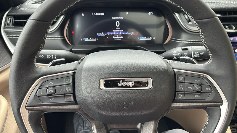 2023 Jeep Grand Cherokee L LimitedImage 12