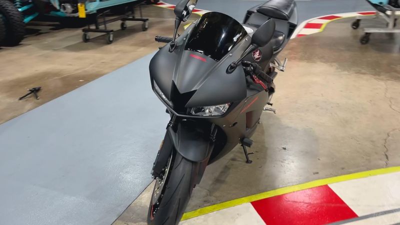 Used 2019 Honda CBR600RR Base Image 8