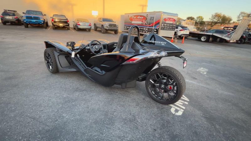 New 2025 Polaris SLINGSHOT SL AUTODRIVE Image 2