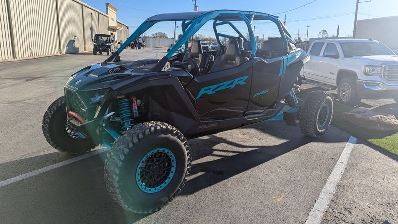 2025 Polaris RZR PRO R 4 ULTIMATE BLACK CRYSTAL AND RADIANT GREENImage 4