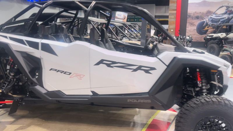 New 2026 Polaris RZR PRO R 4 ULTIMATE Image 5