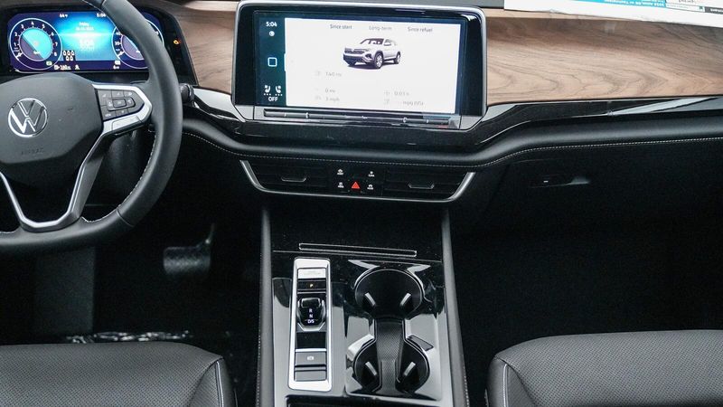 2025 Volkswagen Atlas 2.0T SE w/TechnologyImage 14