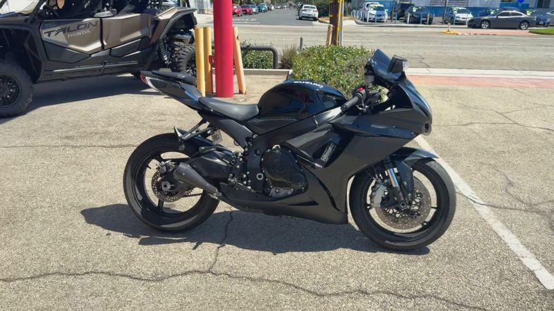 Used 2024 Suzuki GSX-R600 CA Image 9