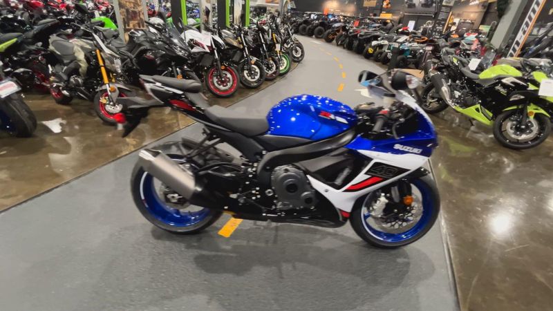 New 2026 Suzuki GSX-R600Z 40TH ANNIVERSARY EDITION Image 9