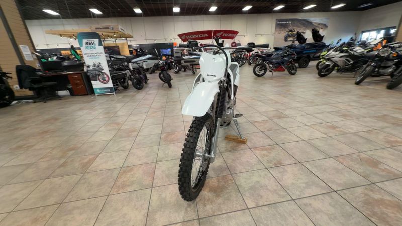 New 2026 Kawasaki KLX140R Image 4