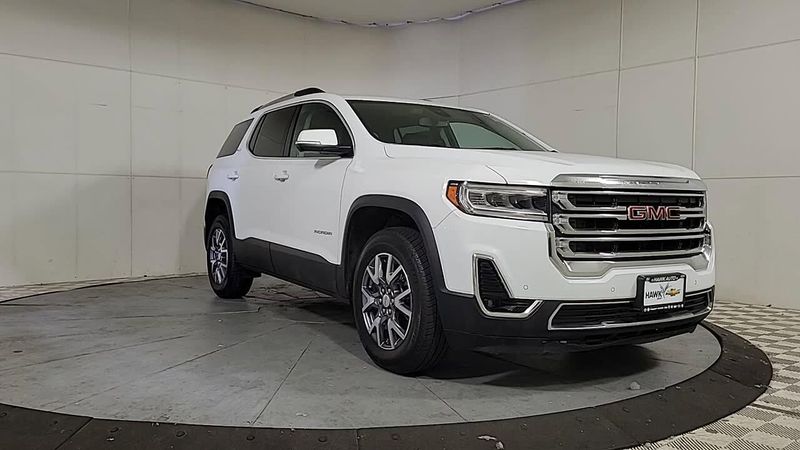 2023 Gmc Acadia SLT photo 2
