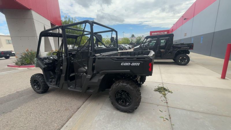 New 2026 Can-Am DEFENDER MAX DPS HD9 Image 5