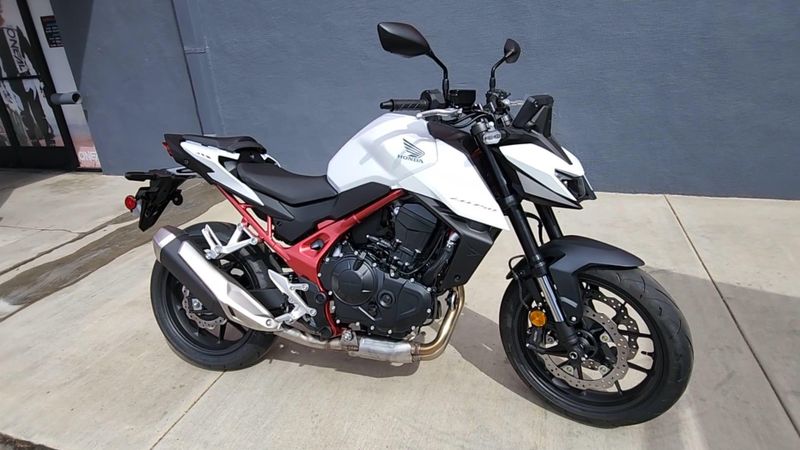 New 2025 Honda CB750 HORNET Image 6