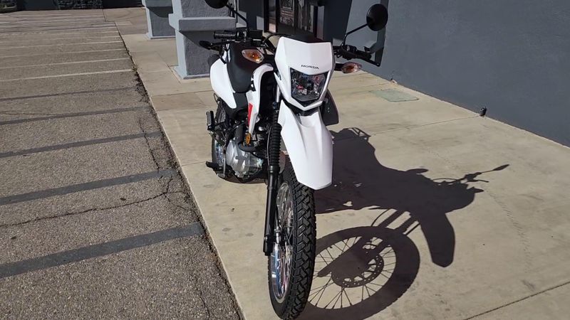 New 2025 Honda XR150L Image 6