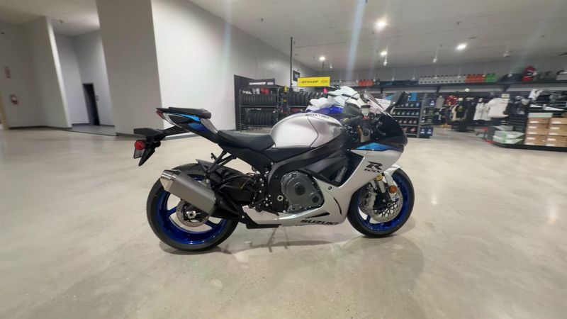 New 2026 Suzuki GSX-R750 Image 9