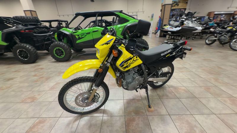 New 2027 Suzuki DR650S Image 5