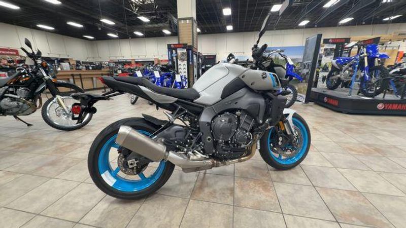 New 2026 Yamaha MT-10 Image 9
