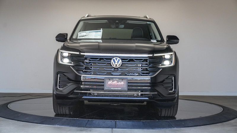 New 2025 Volkswagen Atlas 2.0T SEL Premium R-LineImage 6