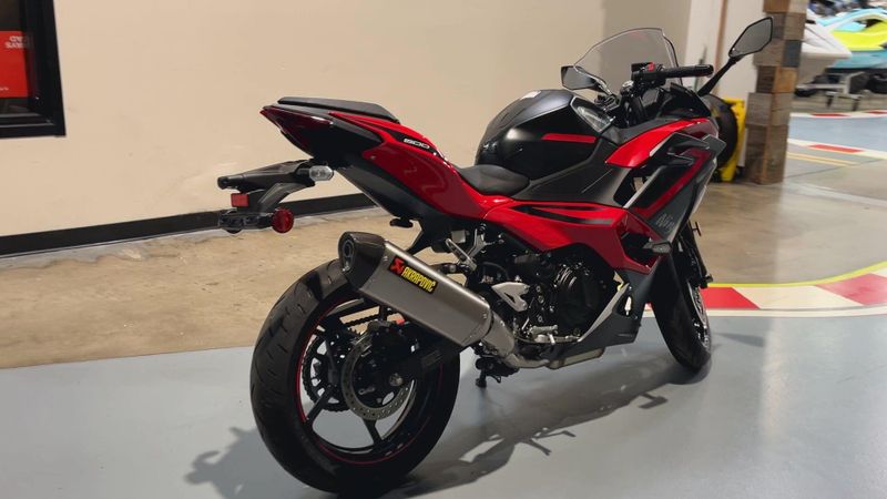2025 Kawasaki NINJA 500 SE ABS Image 8