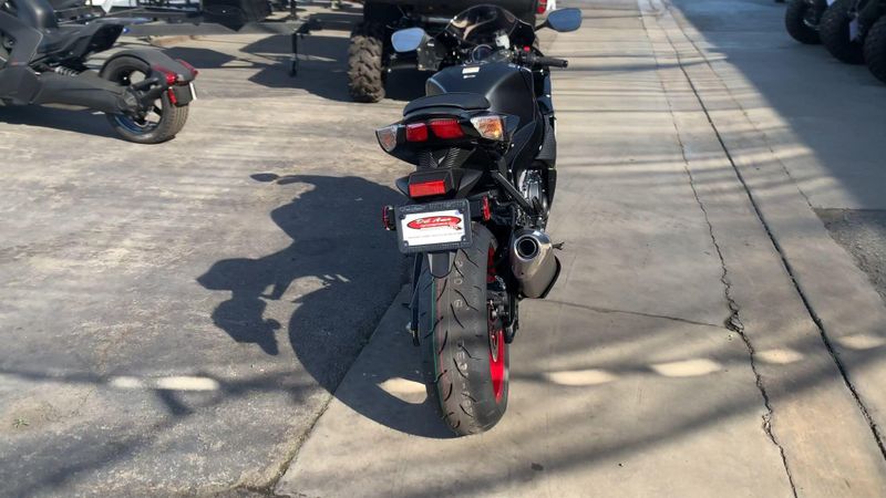 New 2026 Suzuki GSX-R750 Image 8