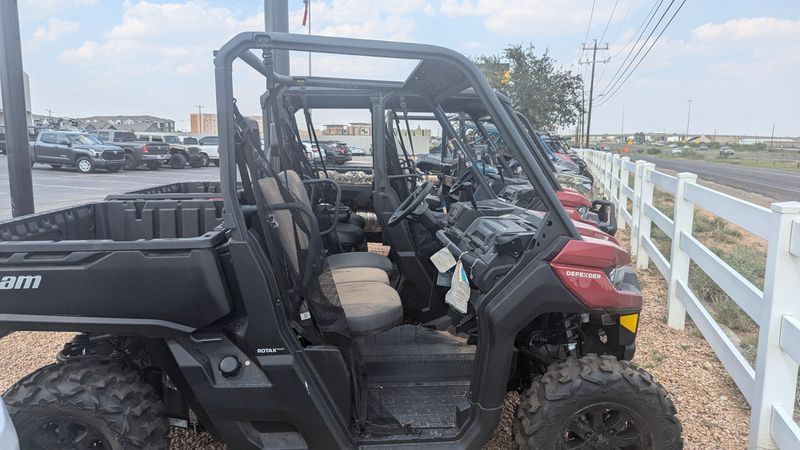 2024 Can-Am DEFENDER DPS 62 HD9 RD 24Image 1