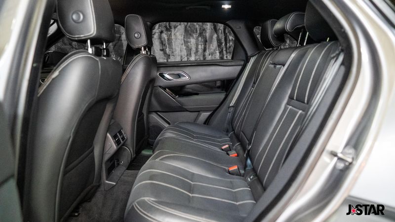 2023 Land Rover Range Rover Velar R-Dynamic S photo 14