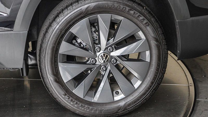 2024 Volkswagen Taos 1.5T SImage 11