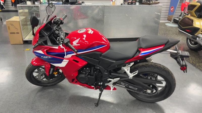 New 2025 Honda CBR500R ABS Image 6