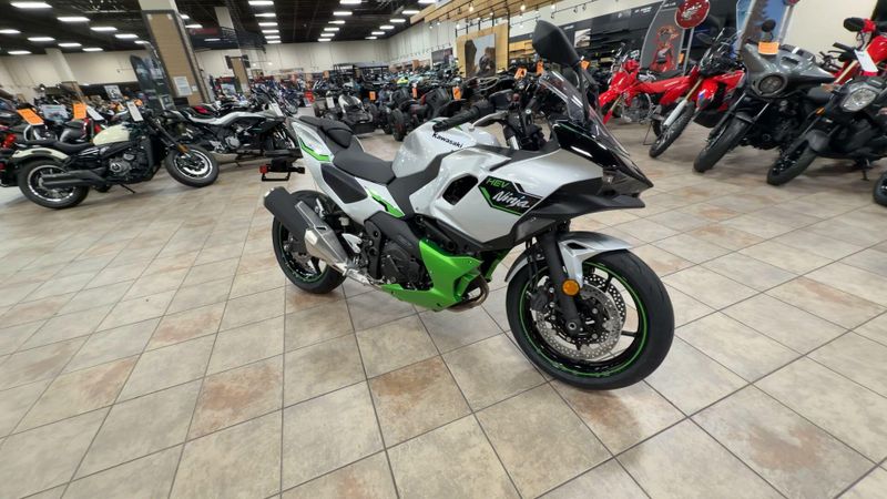 New 2024 Kawasaki NINJA 7 HYBRID ABS Image 3