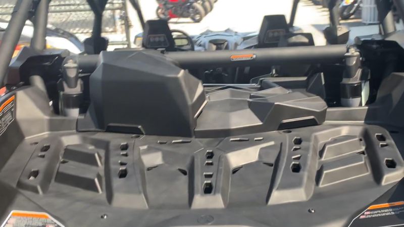 New 2025 Can-Am MAVERICK X3 MAX X RS TURBO RR SMART-SHOX Image 7
