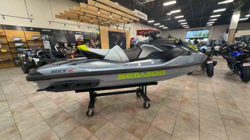 New 2026 Sea-Doo RXT-X 325 (SOUND SYSTEM) Image 9