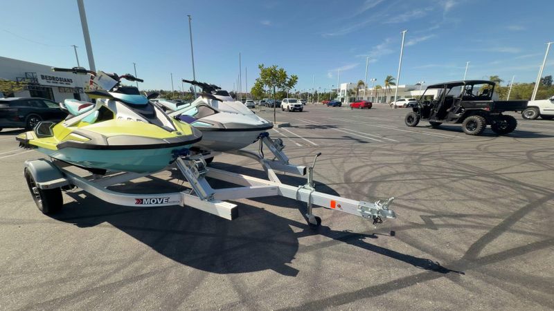 New 2023 Sea-Doo MOVE II AL Image 3