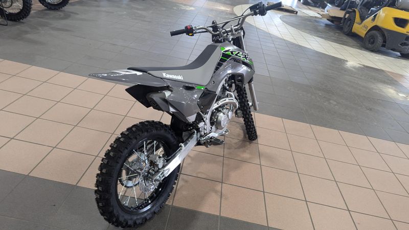 2025 Kawasaki KLX 140R L BATTLE GRAYImage 6