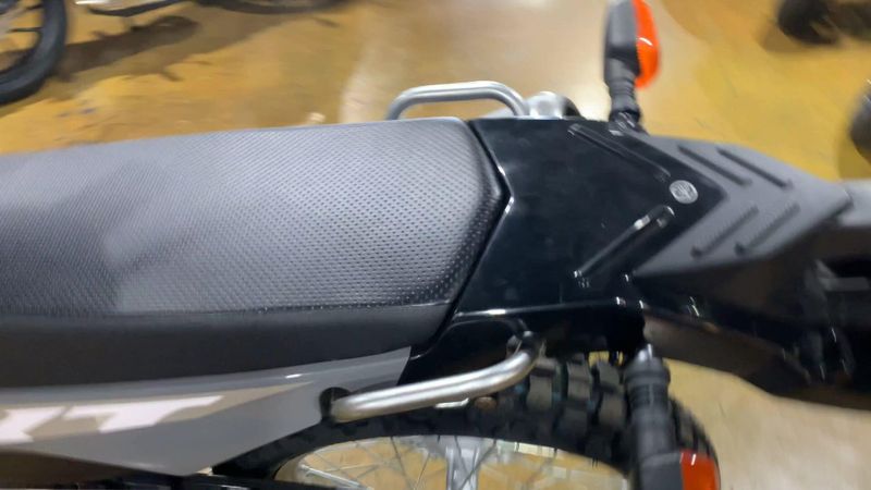 2025 Yamaha XT250 Image 7
