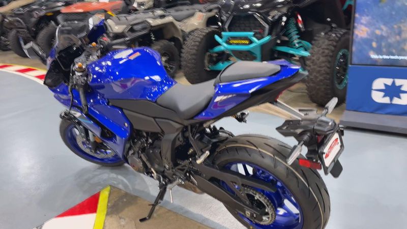 New 2026 Yamaha YZF-R7 Image 2