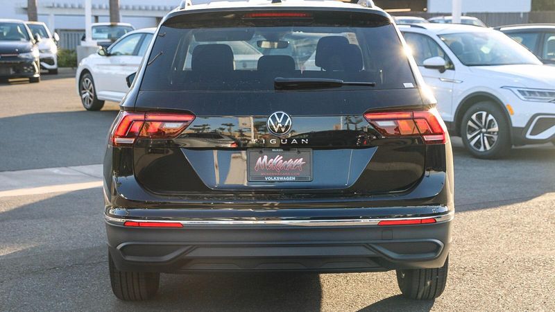 2024 Volkswagen Tiguan 2.0T SImage 3