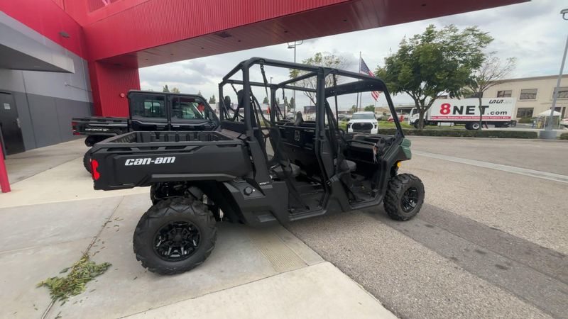 New 2026 Can-Am DEFENDER MAX DPS HD9 Image 8
