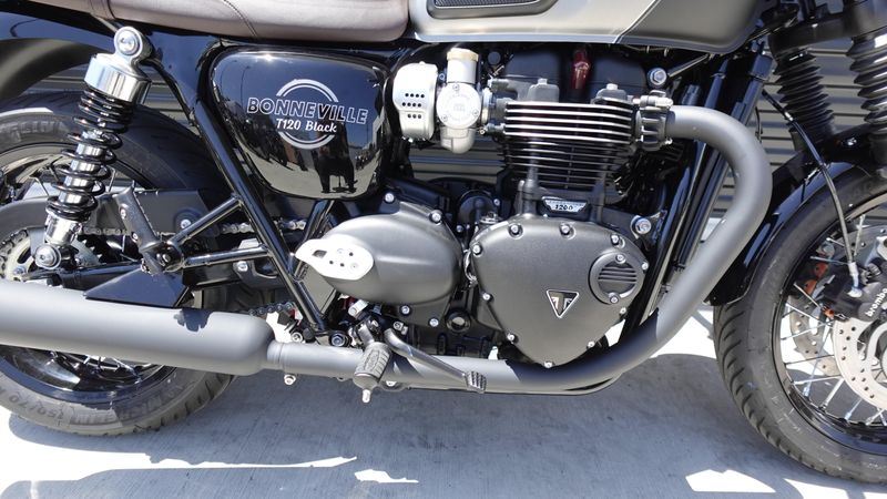 New 2026 Triumph Bonneville T120 Black Base 
