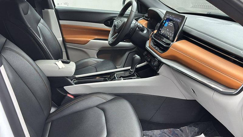 2023 Jeep Compass LimitedImage 25