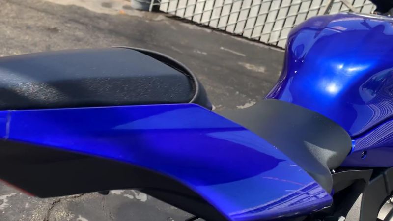 Used 2025 Yamaha YZF-R1 CA Image 9
