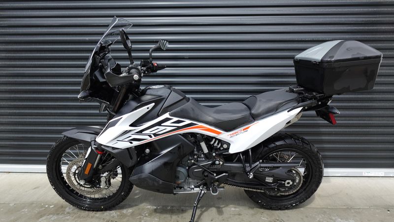 2019 KTM 790 Adventure