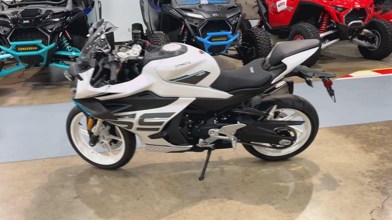 New 2026 CFMOTO 450SS Image 9