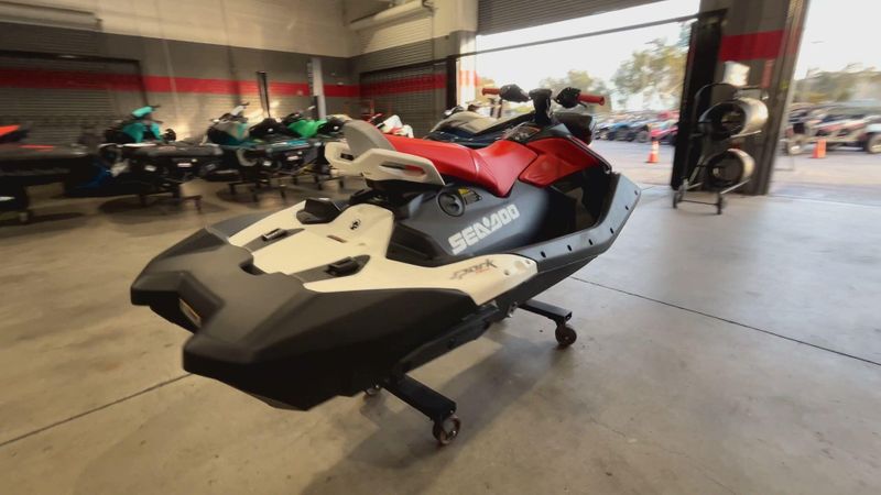 New 2026 Sea-Doo SPARK FOR 3 90 TRIXX (SOUND SYSTEM) Image 8