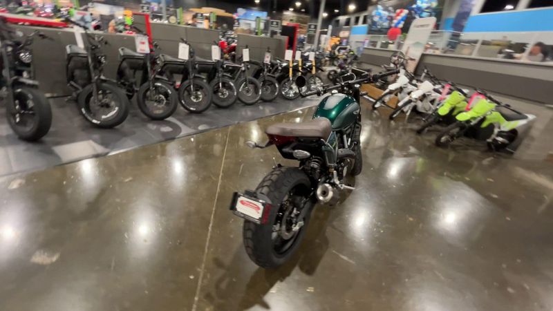 New 2027 Ducati SCRAMBLER 800 NIGHTSHIFT Image 8