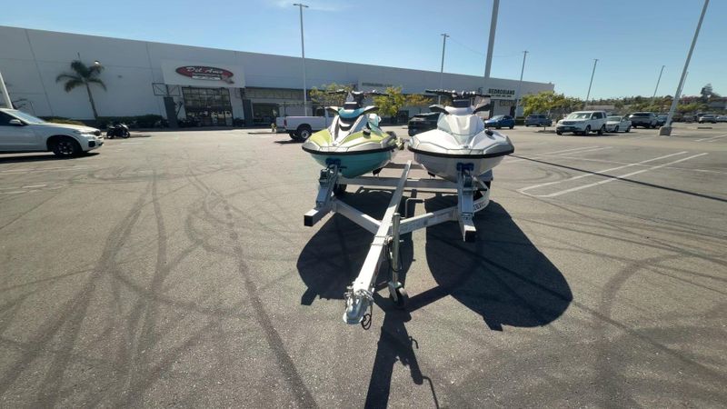 New 2023 Sea-Doo MOVE II AL Image 4