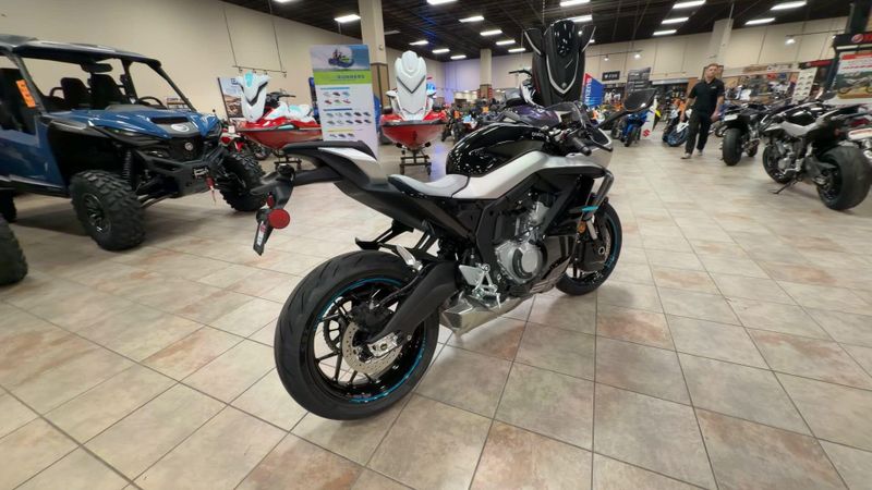 New 2026 CFMOTO 675SS Image 9