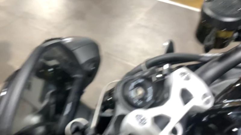 New 2025 Triumph STREET TRIPLE 765 RS Image 6