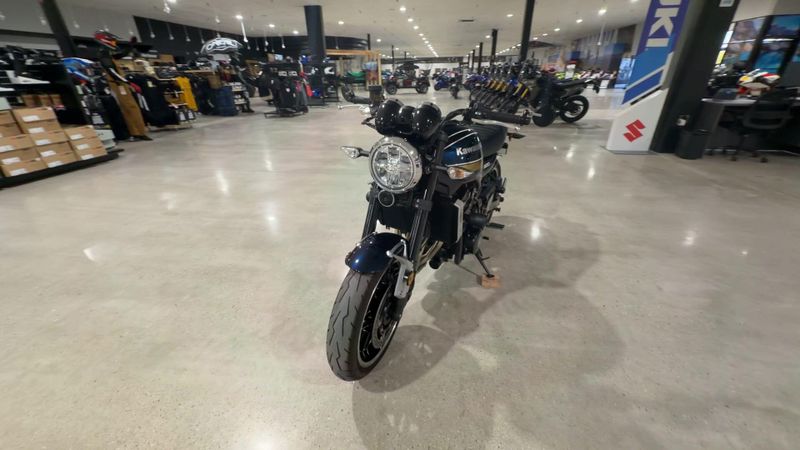 Used 2022 Kawasaki Z900RS ABS Image 4