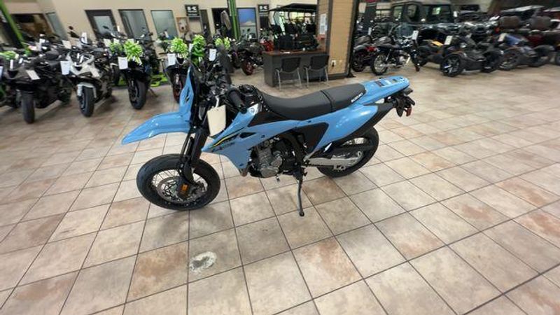 New 2025 Suzuki DR-Z4SM Image 9