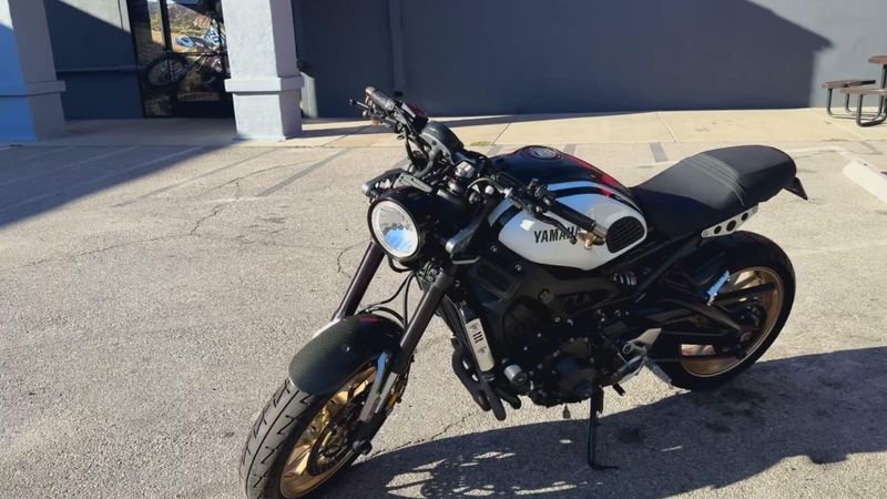 Used 2021 Yamaha XSR900 Image 4