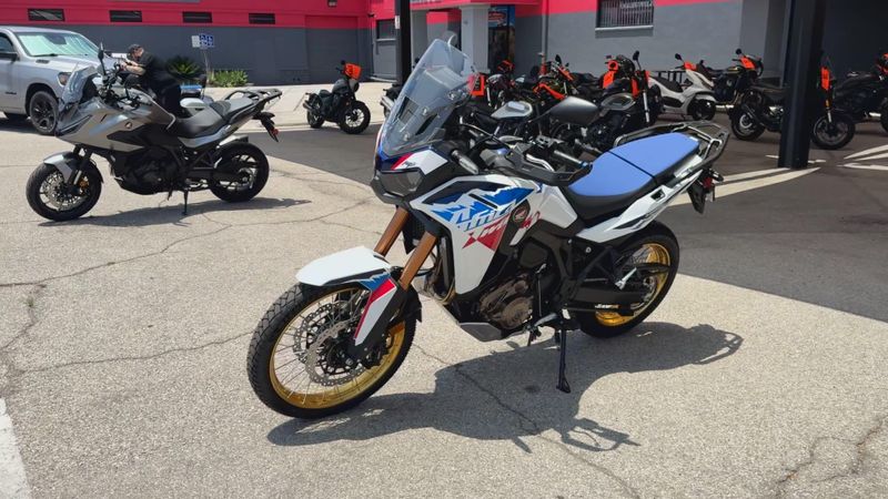 New 2026 Honda AFRICA TWIN Image 4